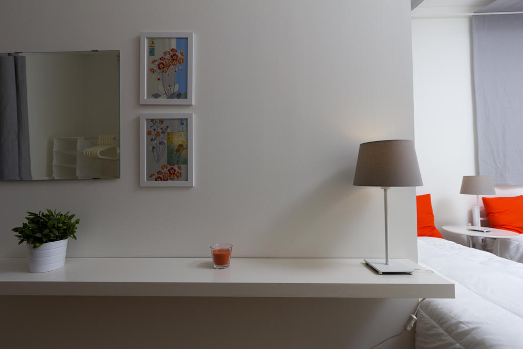 Hotel Turismo Do Seculo à Estoril Chambre photo A table lamp
