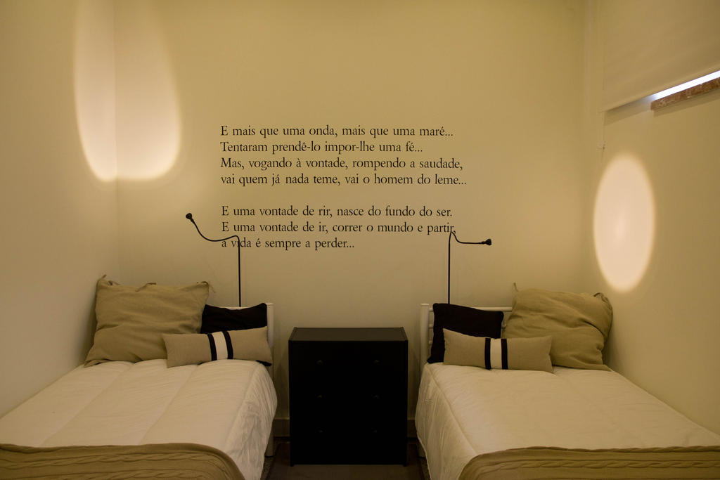 Hotel Turismo Do Seculo à Estoril Chambre photo A wall decal in a bedroom