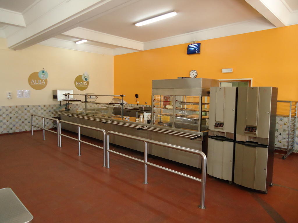 Hotel Turismo Do Seculo à Estoril Extérieur photo The kitchen at the hostel